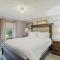 1 Mi to Dtwn Nantucket! Family Getaway w/ Deck