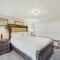 1 Mi to Dtwn Nantucket! Family Getaway w/ Deck