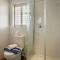 4 Bed in Seaview 87155