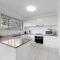 Modern Homely Townhouse with Pool Access & Free WIFI