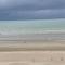 Hawthorn 1-3 g spacious apartment near the sea