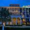 Bright Hotel