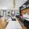 Historical Loft Retreat Minutes to Elora Main St