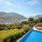 Villa Invicta with 17m pool and bay view Villa Invicta with 17m pool and bay view