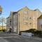 12 Maritime House