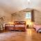 Lovely Home In Escles With Kitchen