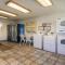 Motel 6 Las Vegas, NV – I-15 Stadium