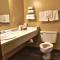 Sunlac Inn Devils Lake
