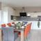 4 Bedroom Amazing Home In Idskenhuizen