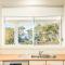 16 Grandview Cl - water views, air con and Wi-Fi