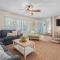 Golf Cart-Jacuzzi-Surfing Abode on Hutchinson Island