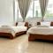 Seasons Retreat with pool and gym-2BR