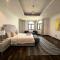 Amazing 4 bedrooms Villa private Beach and Pool In palm Jumeirah Dubai