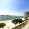 Amazing 4 bedrooms Villa private Beach and Pool In palm Jumeirah Dubai