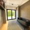 Amazing 4 bedrooms Villa private Beach and Pool In palm Jumeirah Dubai