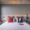Moxy Bordeaux
