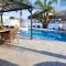 Villa Elia Blue , hot tube , heated pool