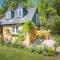 Candlewick Cottage