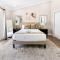 Alluring Luxury Oasis, Modern Comfort & Relaxation