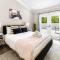 Alluring Luxury Oasis, Modern Comfort & Relaxation