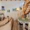 River Escape Villa - Private Beach, Scenic View & BBQ