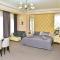 Karat Inn Boutique Hotel