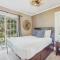 Ivy Manor