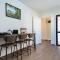 City Centre Modern Boho Stay