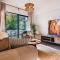 City Centre Modern Boho Stay