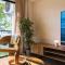 City Centre Modern Boho Stay