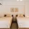 City Centre Modern Boho Stay