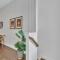 2 Lux Homes 2mi to Broadway Huge Rooftop Sleeps 24