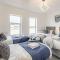 Sea View Apartment Two - Uk36847