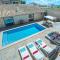Owl Booking Villa Frida - Exclusive Holidays