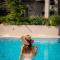Blue Jasmine Hotel