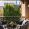 Modern 1BDR with Balcony in the Heart of Downtown