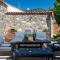 Terra Nobile, 3BR Mountain Stone Escape BBQ Fireplace