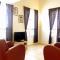 Orange Rembrandt Studio Apartments