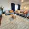 Townsville Home Pool2xLiving2xCarGarage with AC&TVs