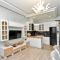 Apartment on Teryan with balcony