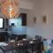 Rural Retreat 2 Bedroom Apartment with Communal Pool