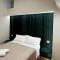 Motta Palace Apartments & Rooms