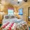 11 Mi to Dtwn Franklin Cabin with Porch!