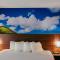 Clarion Pointe-Dillard near Blue Ridge Mountains