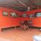 Max Travellers Inn by RedDoorz