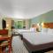 Beachfront Hotel Houghton Lake
