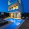 Luxury Villa Favela - Modern design - Heated pool - Stunning Sea view