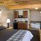 Rock Crest Lodge & Cabins