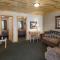 Rock Crest Lodge & Cabins