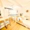 Maroochydore Beach Retreat - Pool, BBQ, Relax